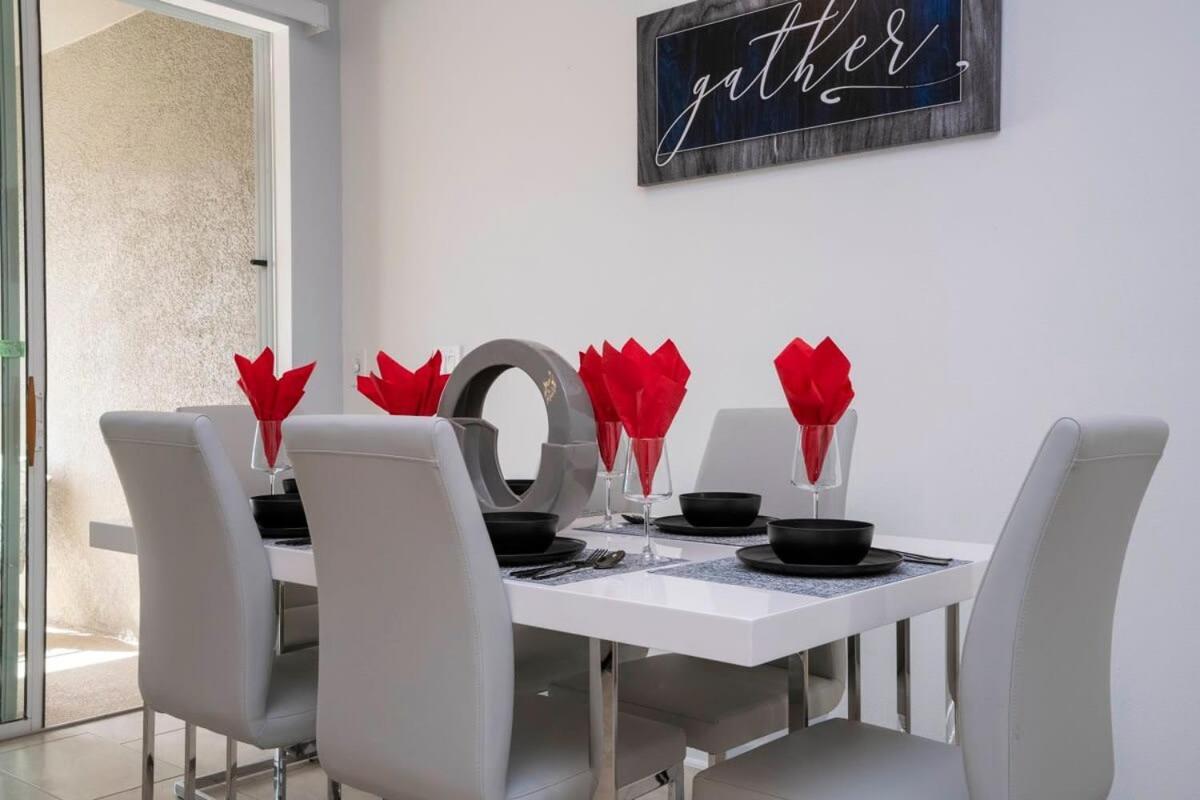 Gorgeous 4 Bedroom W Screened Pool Close To Disney 2653 Kissimmee Zewnętrze zdjęcie